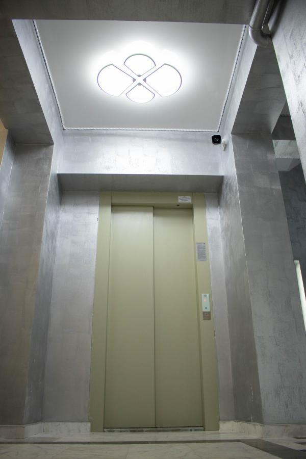 Yzza Apartament Năvodari Εξωτερικό φωτογραφία