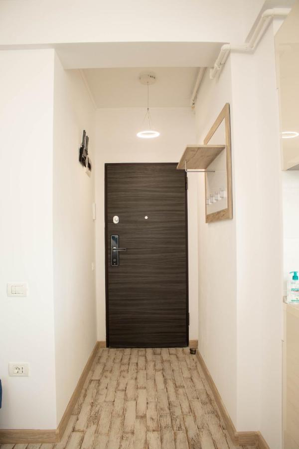 Yzza Apartament Năvodari Εξωτερικό φωτογραφία